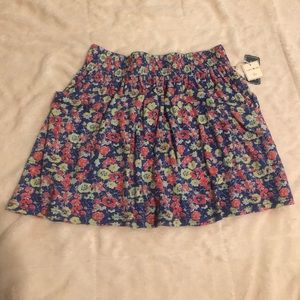 I Love H81 Flowy Floral Mini Skirt~Size M~NWT